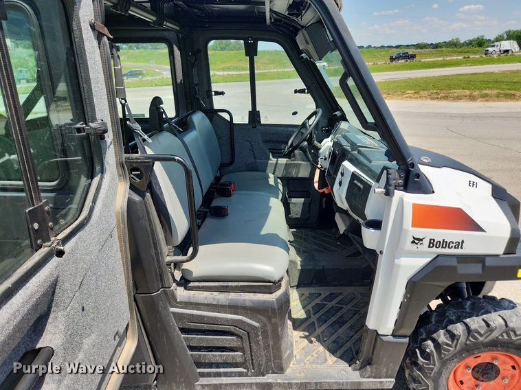 image for item LX9704 2018 Bobcat 3400XL  utility vehicle