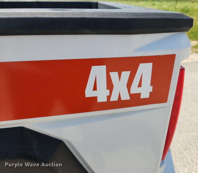 image for item LX9704 2018 Bobcat 3400XL  utility vehicle