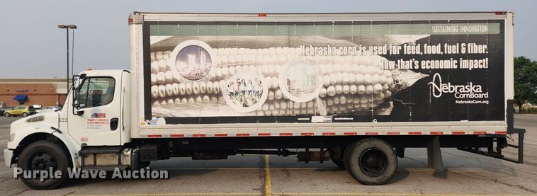 image for item LX9717 2015 Freightliner Business Class M2  box truck