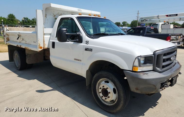image for item LX9722 2004 Ford F450 Super Duty XL  dump truck