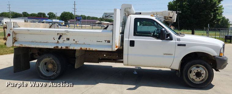image for item LX9722 2004 Ford F450 Super Duty XL  dump truck