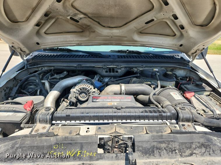 image for item LX9722 2004 Ford F450 Super Duty XL  dump truck