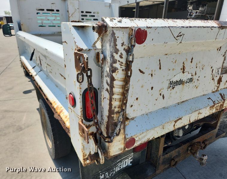 image for item LX9722 2004 Ford F450 Super Duty XL  dump truck