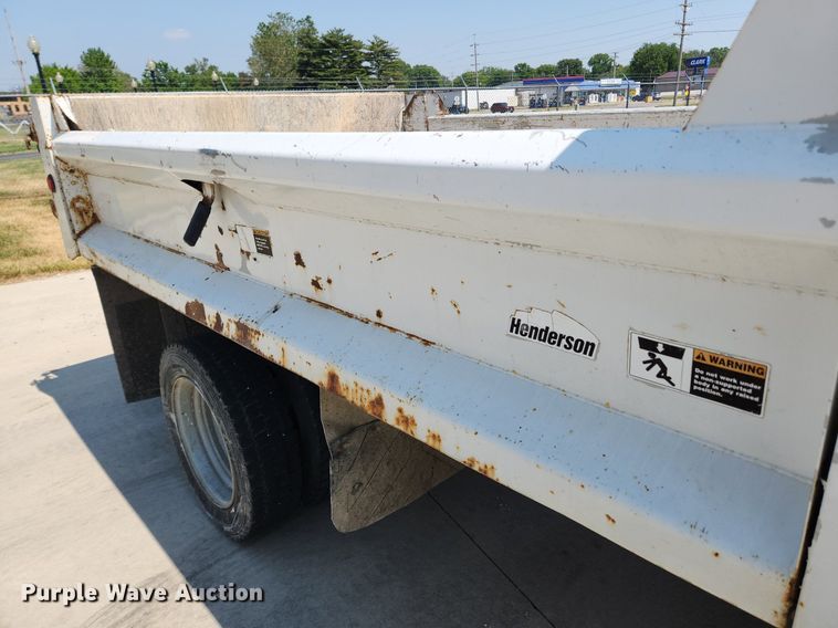 image for item LX9722 2004 Ford F450 Super Duty XL  dump truck