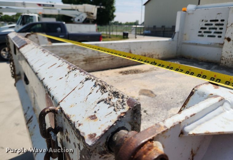 image for item LX9722 2004 Ford F450 Super Duty XL  dump truck