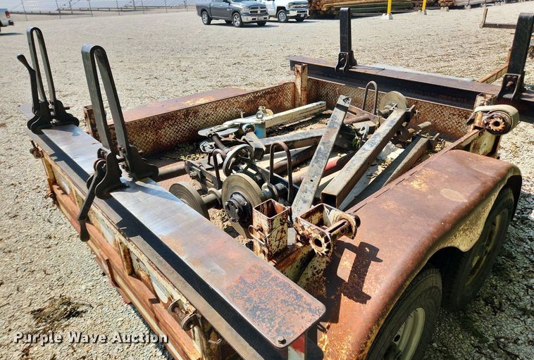 image for item LX9723 1998 LA Woods TR UMPR1 12  pole trailer