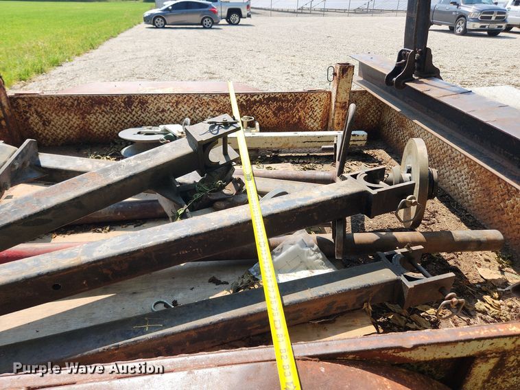 image for item LX9723 1998 LA Woods TR UMPR1 12  pole trailer