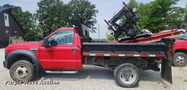 image for item LX9725 2008 Ford F550 Super Duty XL  dump truck