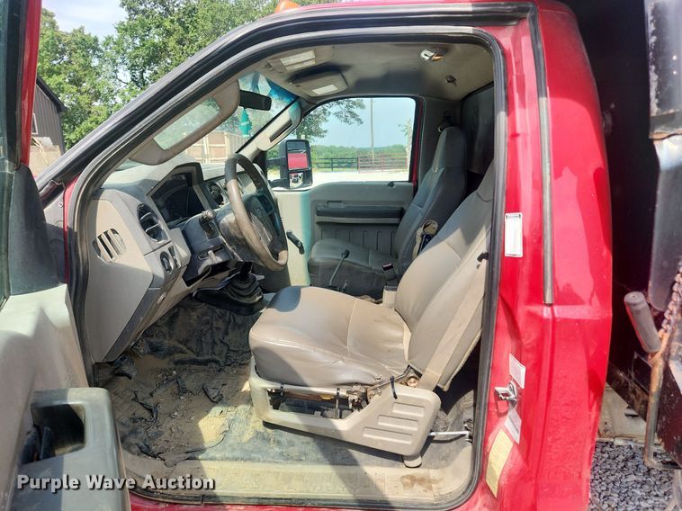 image for item LX9725 2008 Ford F550 Super Duty XL  dump truck