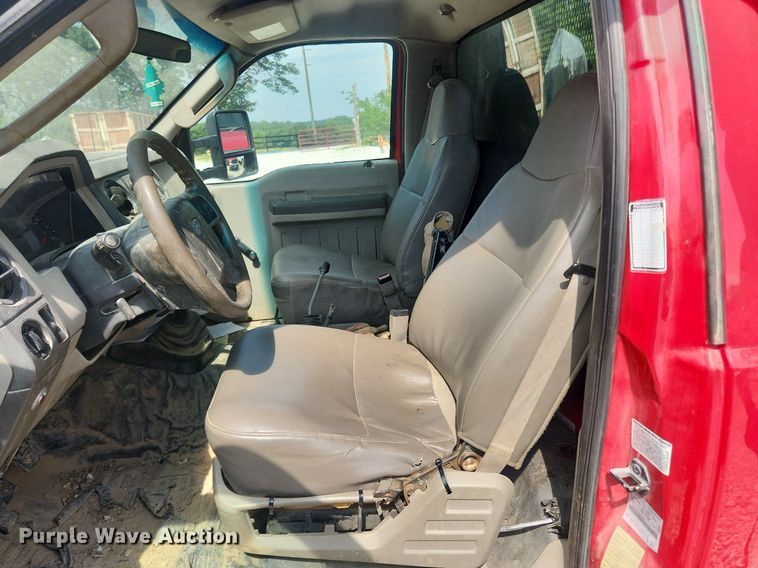 image for item LX9725 2008 Ford F550 Super Duty XL  dump truck