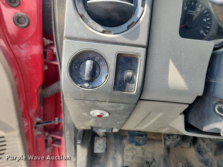 image for item LX9725 2008 Ford F550 Super Duty XL  dump truck