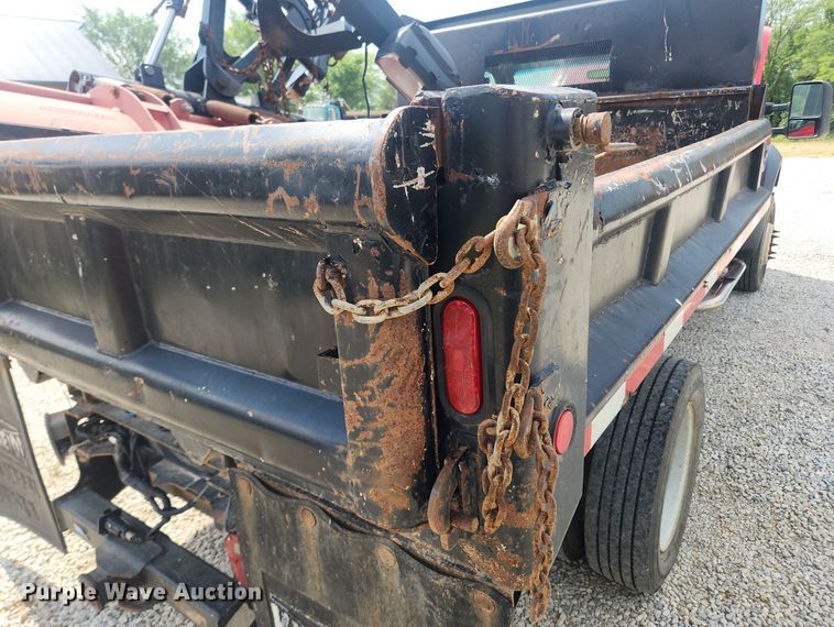 image for item LX9725 2008 Ford F550 Super Duty XL  dump truck