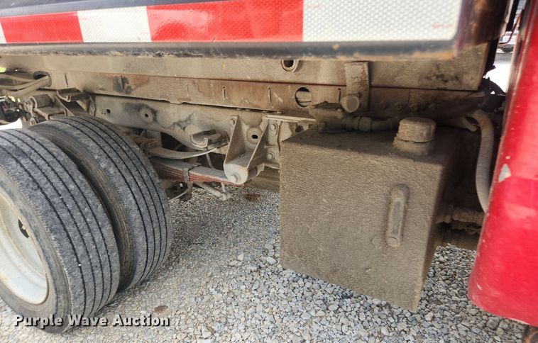 image for item LX9725 2008 Ford F550 Super Duty XL  dump truck