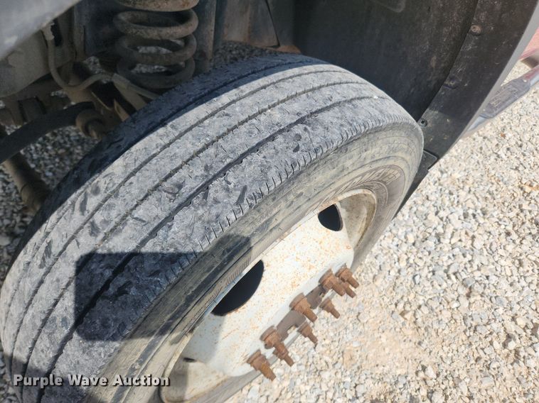 image for item LX9725 2008 Ford F550 Super Duty XL  dump truck