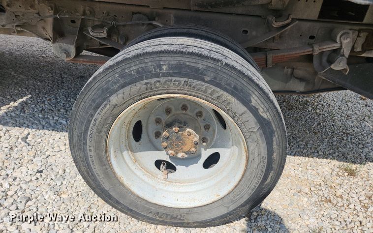 image for item LX9725 2008 Ford F550 Super Duty XL  dump truck