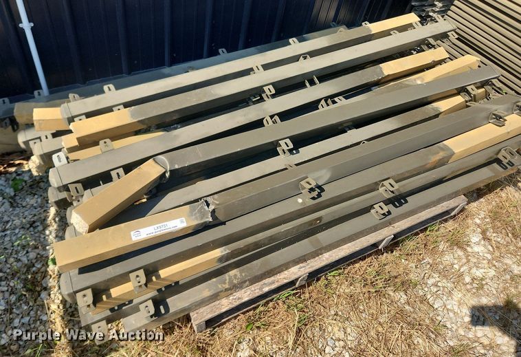 image for item LX9731 (35) 7'8"L metal fence panels