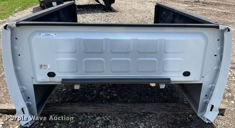 image for item ME9836 Pickup truck bed