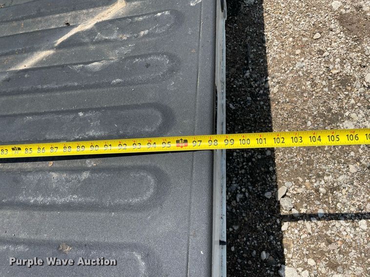 image for item ME9837 Pickup truck bed