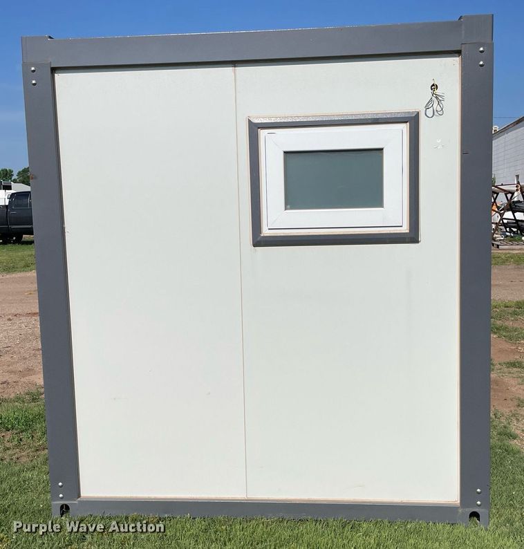 image for item ME9862 Portable restroom