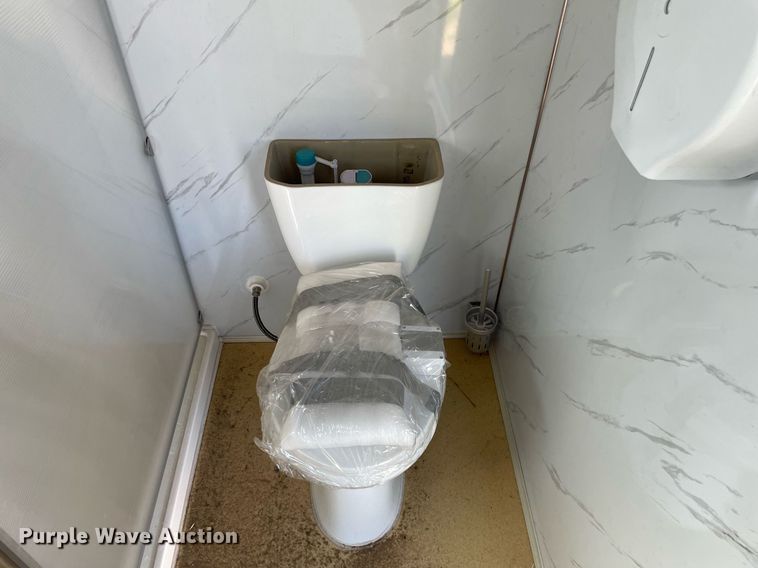 image for item ME9862 Portable restroom