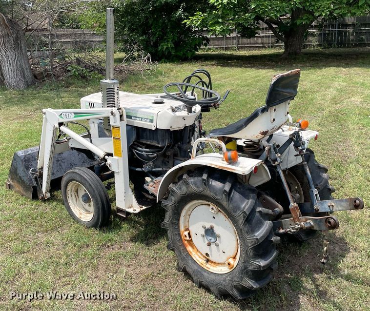 image for item ME9867 Bolens Iseki G152  tractor