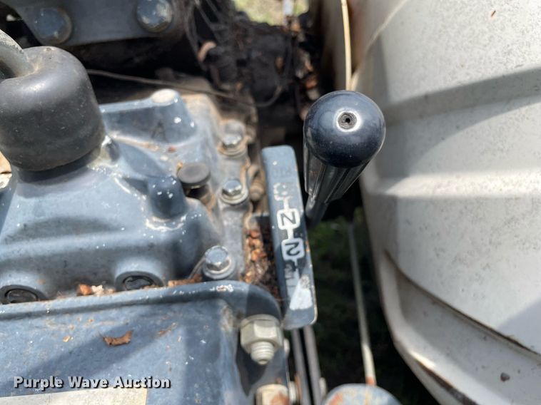 image for item ME9867 Bolens Iseki G152  tractor