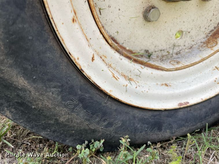 image for item ME9867 Bolens Iseki G152  tractor