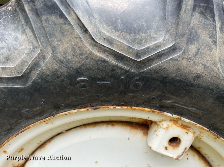 image for item ME9867 Bolens Iseki G152  tractor