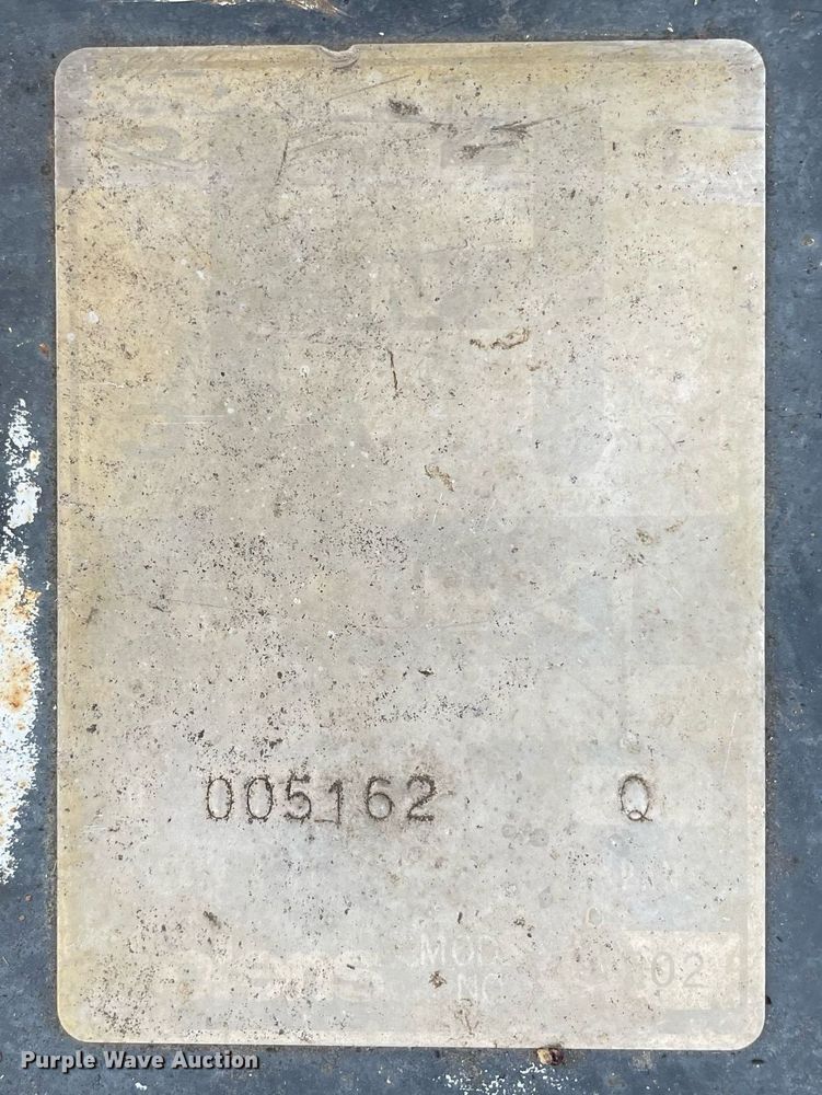 image for item ME9867 Bolens Iseki G152  tractor