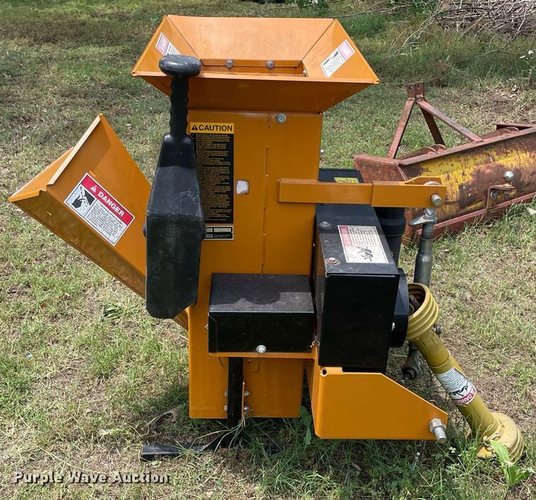 image for item ME9867 Bolens Iseki G152  tractor