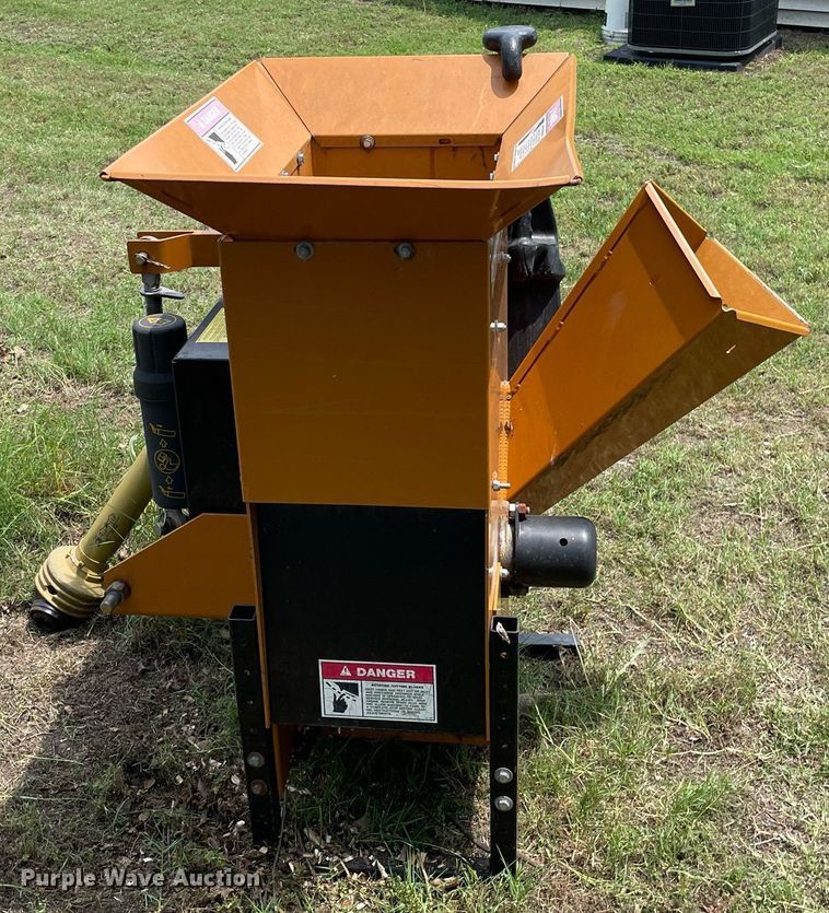 image for item ME9867 Bolens Iseki G152  tractor