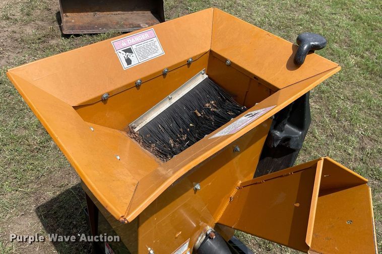 image for item ME9867 Bolens Iseki G152  tractor