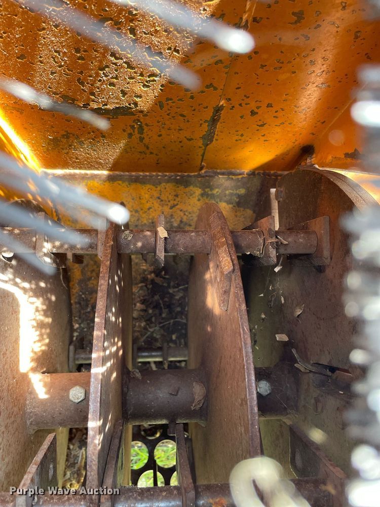 image for item ME9867 Bolens Iseki G152  tractor