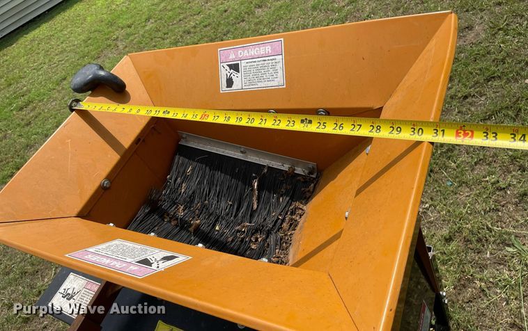 image for item ME9867 Bolens Iseki G152  tractor