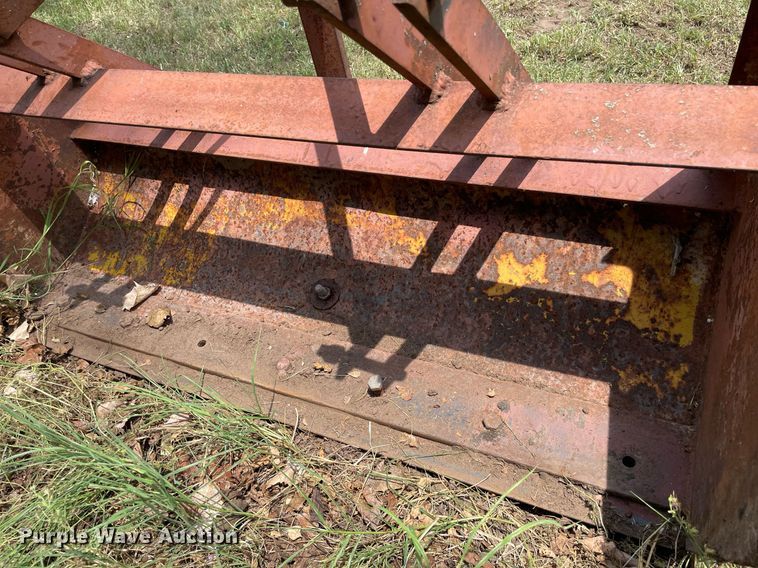 image for item ME9867 Bolens Iseki G152  tractor