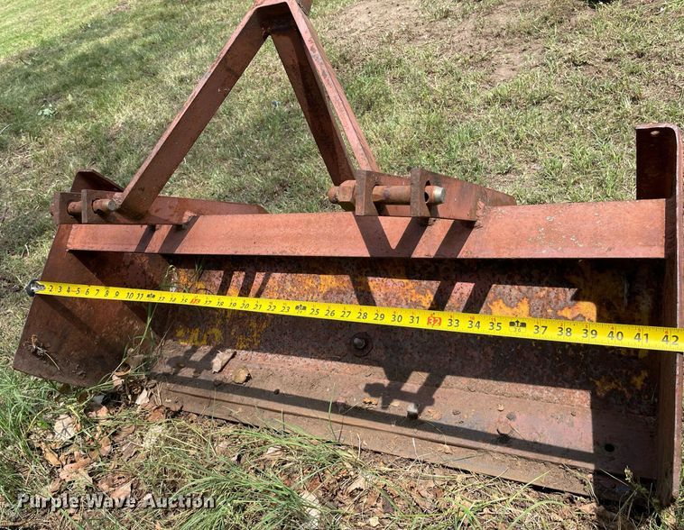 image for item ME9867 Bolens Iseki G152  tractor