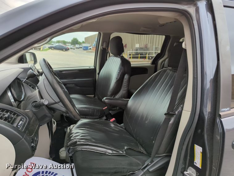 image for item MO9014 2013 Dodge Grand Caravan  van