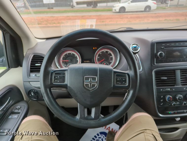 image for item MO9014 2013 Dodge Grand Caravan  van