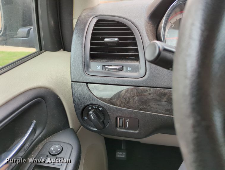 image for item MO9014 2013 Dodge Grand Caravan  van