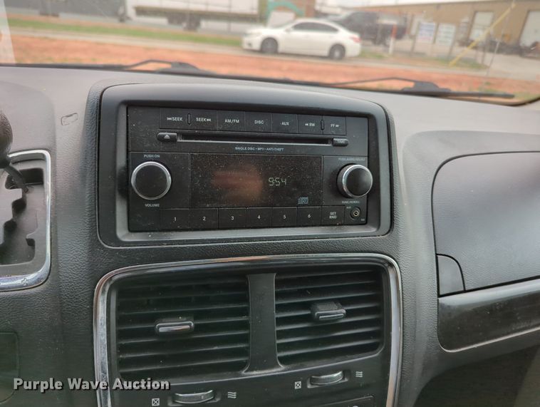 image for item MO9014 2013 Dodge Grand Caravan  van