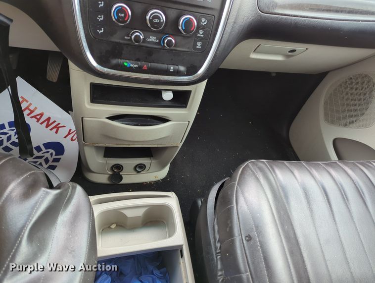 image for item MO9014 2013 Dodge Grand Caravan  van