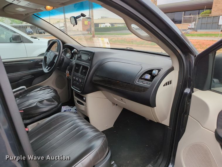 image for item MO9014 2013 Dodge Grand Caravan  van