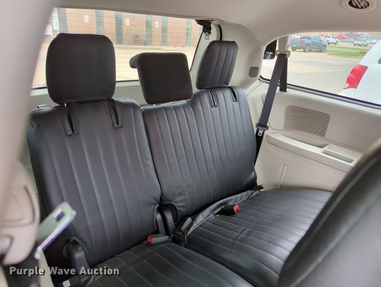 image for item MO9014 2013 Dodge Grand Caravan  van