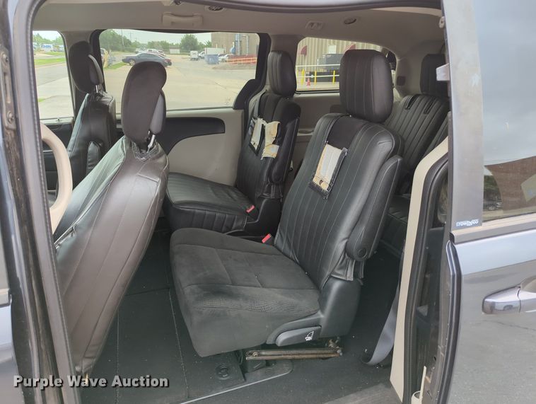 image for item MO9014 2013 Dodge Grand Caravan  van