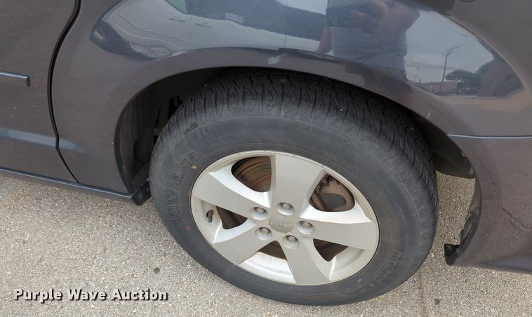 image for item MO9014 2013 Dodge Grand Caravan  van