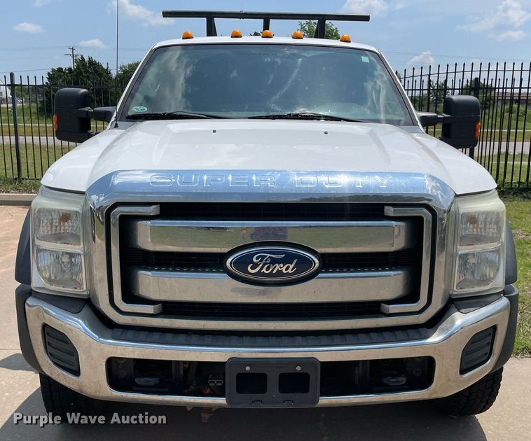 image for item MR9101 2012 Ford F550 Super Duty  SuperCab winch truck