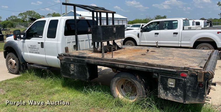 image for item MR9101 2012 Ford F550 Super Duty  SuperCab winch truck