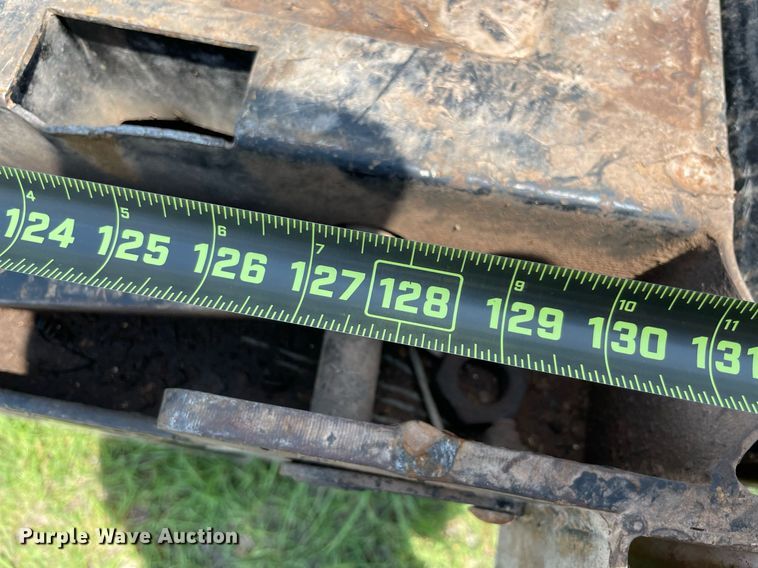 image for item MR9101 2012 Ford F550 Super Duty  SuperCab winch truck