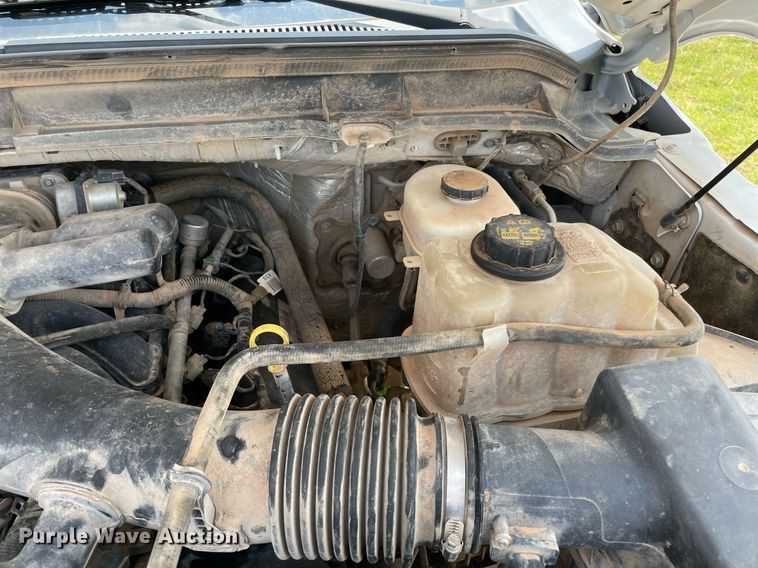 image for item MR9101 2012 Ford F550 Super Duty  SuperCab winch truck