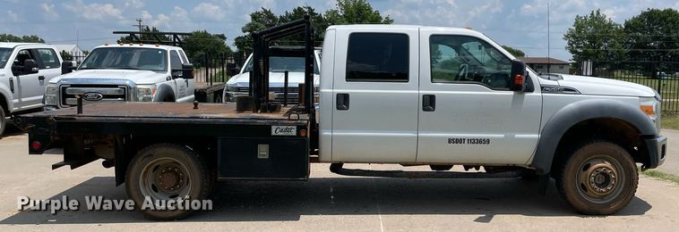 image for item MR9106 2011 Ford F550 Super Duty  Crew Cab flatbed truck